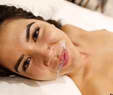 Czech Slut Lady Dee on Date and later fucked by Sleazy cameraman